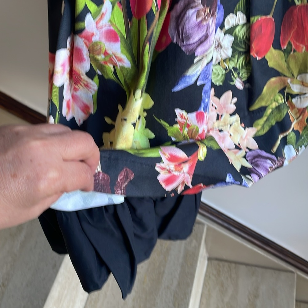 Beautiful dress Rinascimento. - Picture 12 of 13